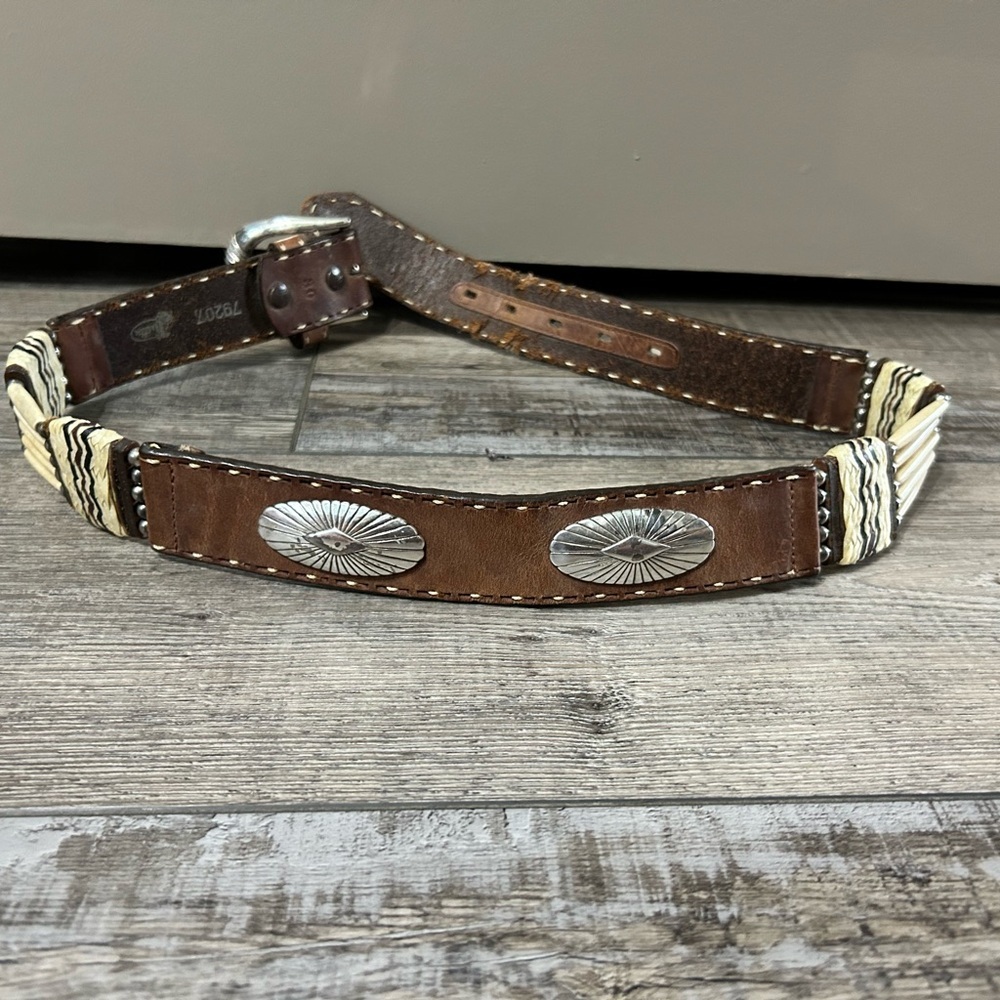Vintage Justin boots Leather Belt Men Bone. Cowboy Western Native Conchos - Picture 5 of 6
